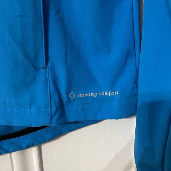Moving Comfort jacket - Picture 3 of 9